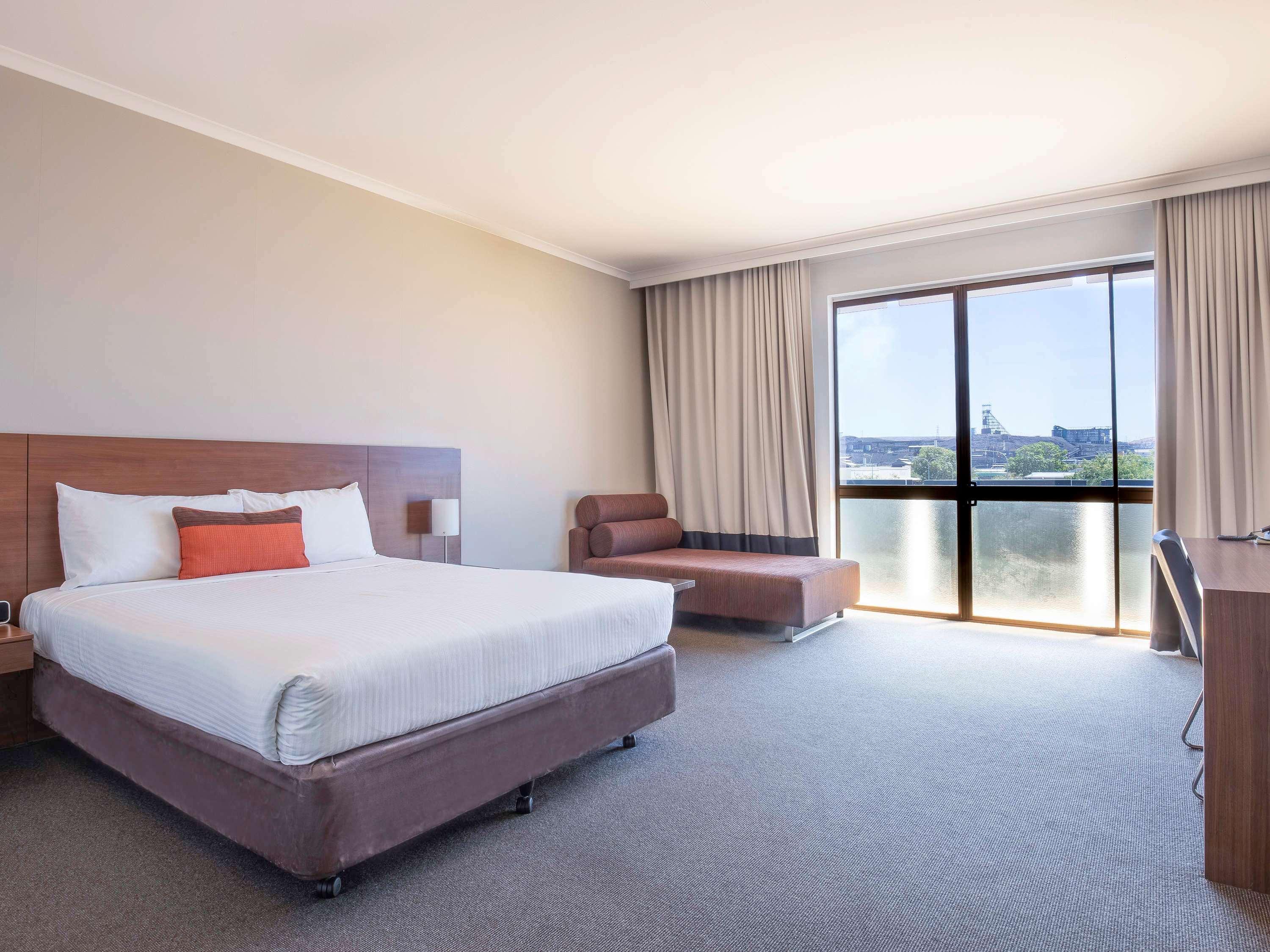 Готель Ibis Styles Mt Isa Verona Маунт-Айза Екстер'єр фото